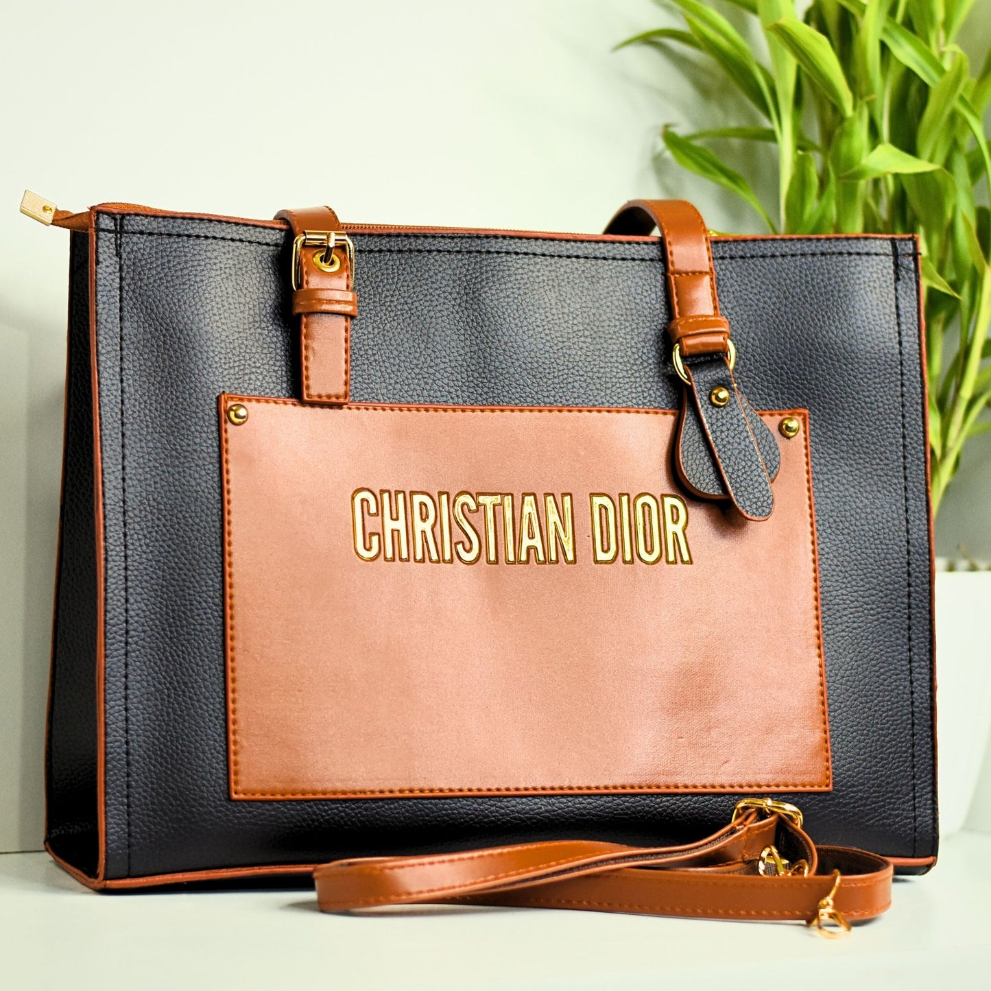 CHIRSTIAN DIOR