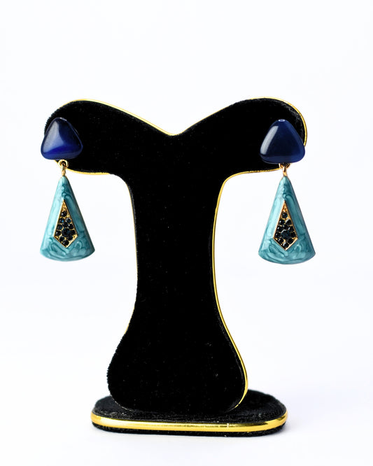 Triangle Earing
