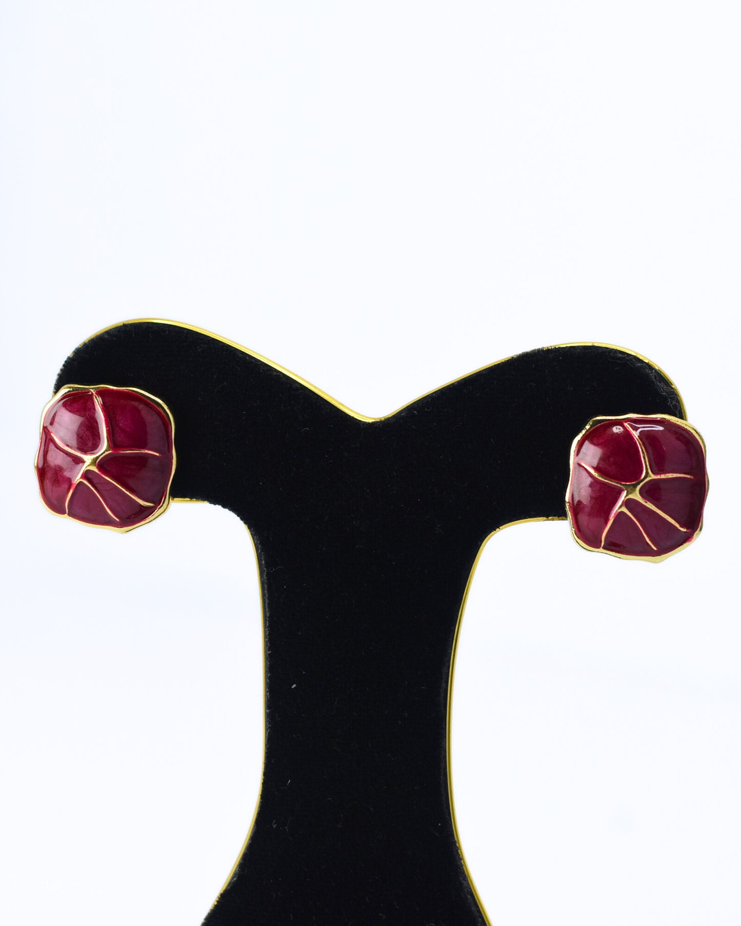 Stone Earing