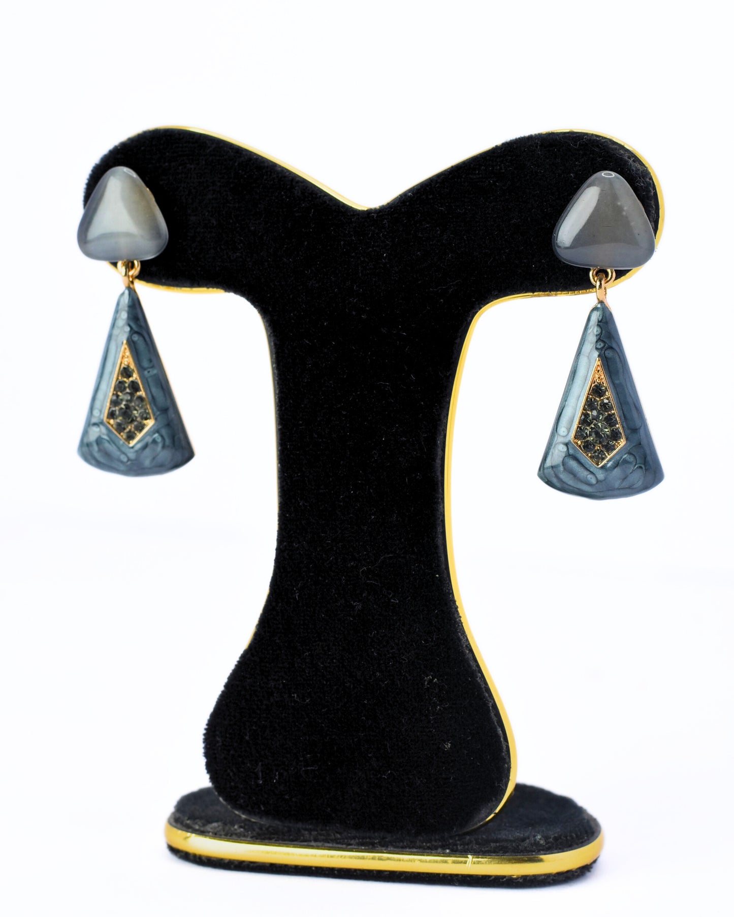 Triangle Earing